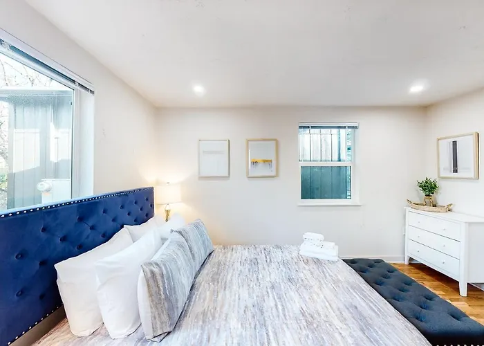 Pearl Place